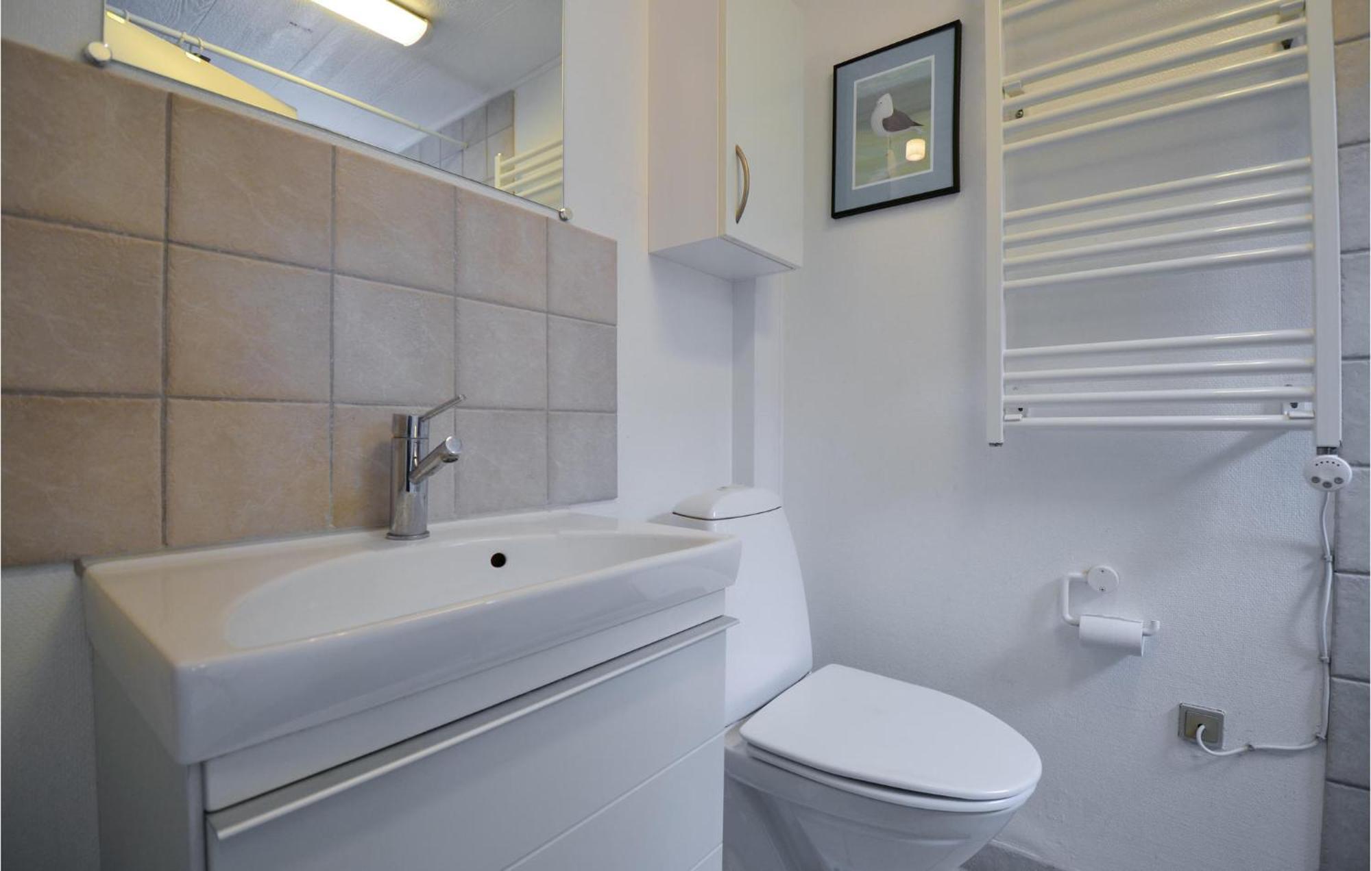 3 Bedroom Amazing Home In Ebeltoft Luaran gambar