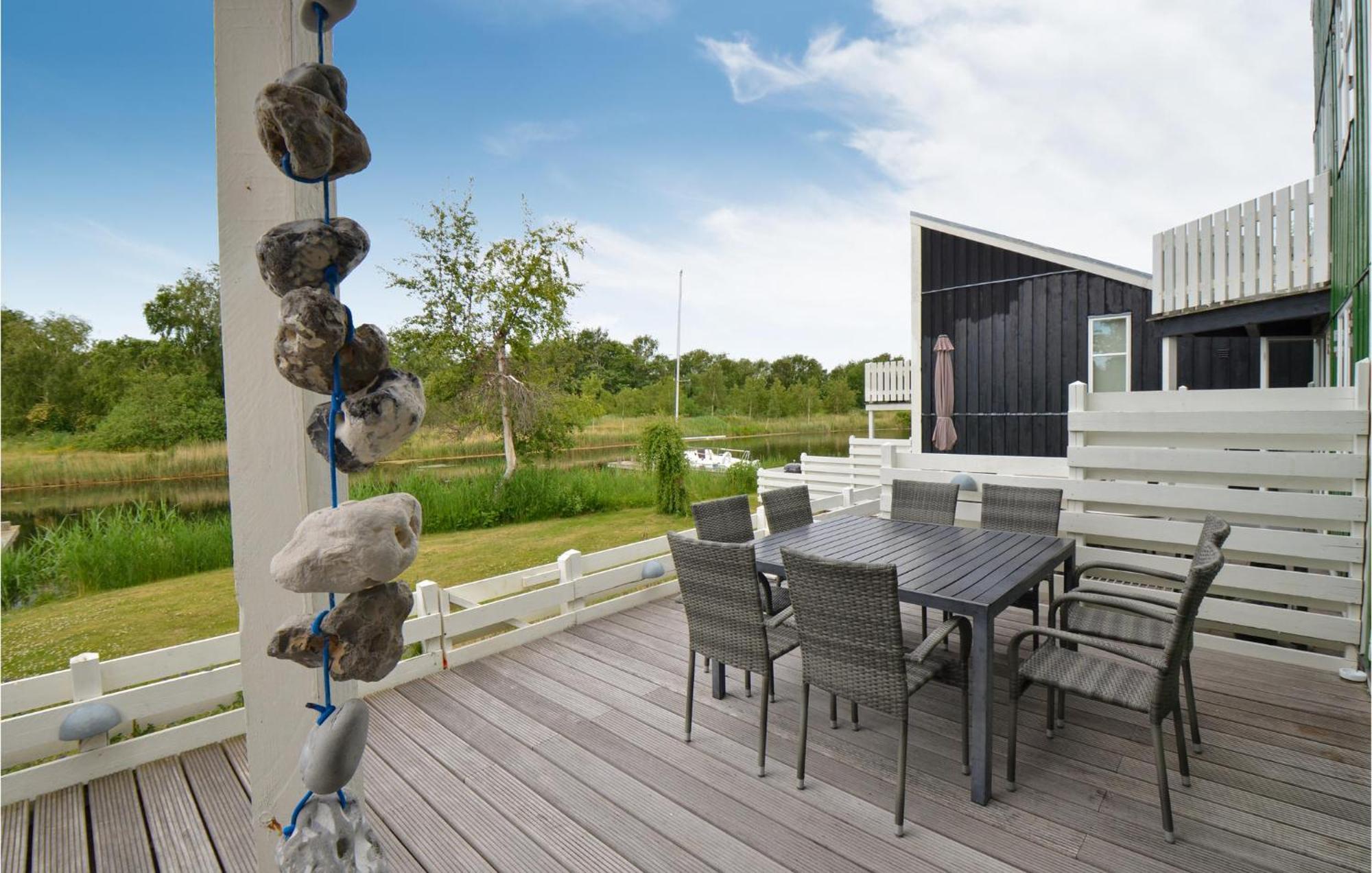 3 Bedroom Amazing Home In Ebeltoft Luaran gambar
